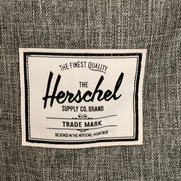 SOLD-Herschel Backpack 🎒 - Picture 14 of 16